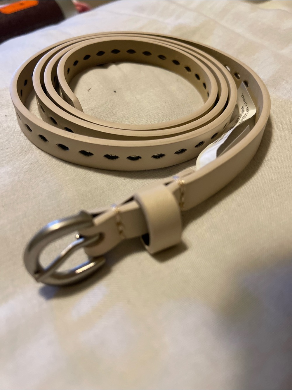 Classic Women's Cream Belt - Slim Leather Look